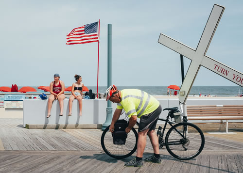 In god we trust © Cyril Abad - Hans Lucas